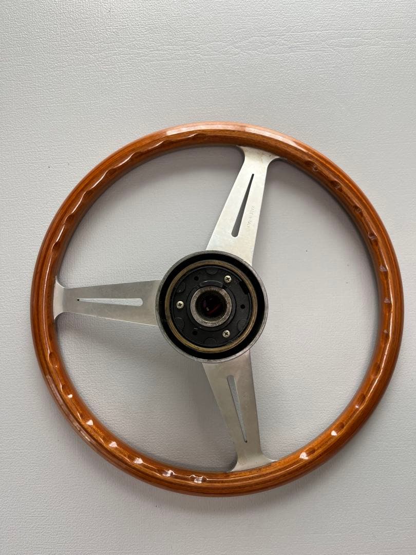 【値下げ中】Volkswagen ステアリングホイール 3本スポーク ハンドル