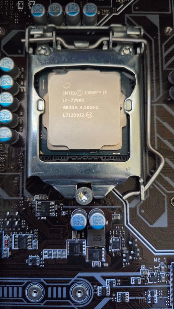 デスクトップPC ジャンク i7 7700K GTX1070 RAM16GB