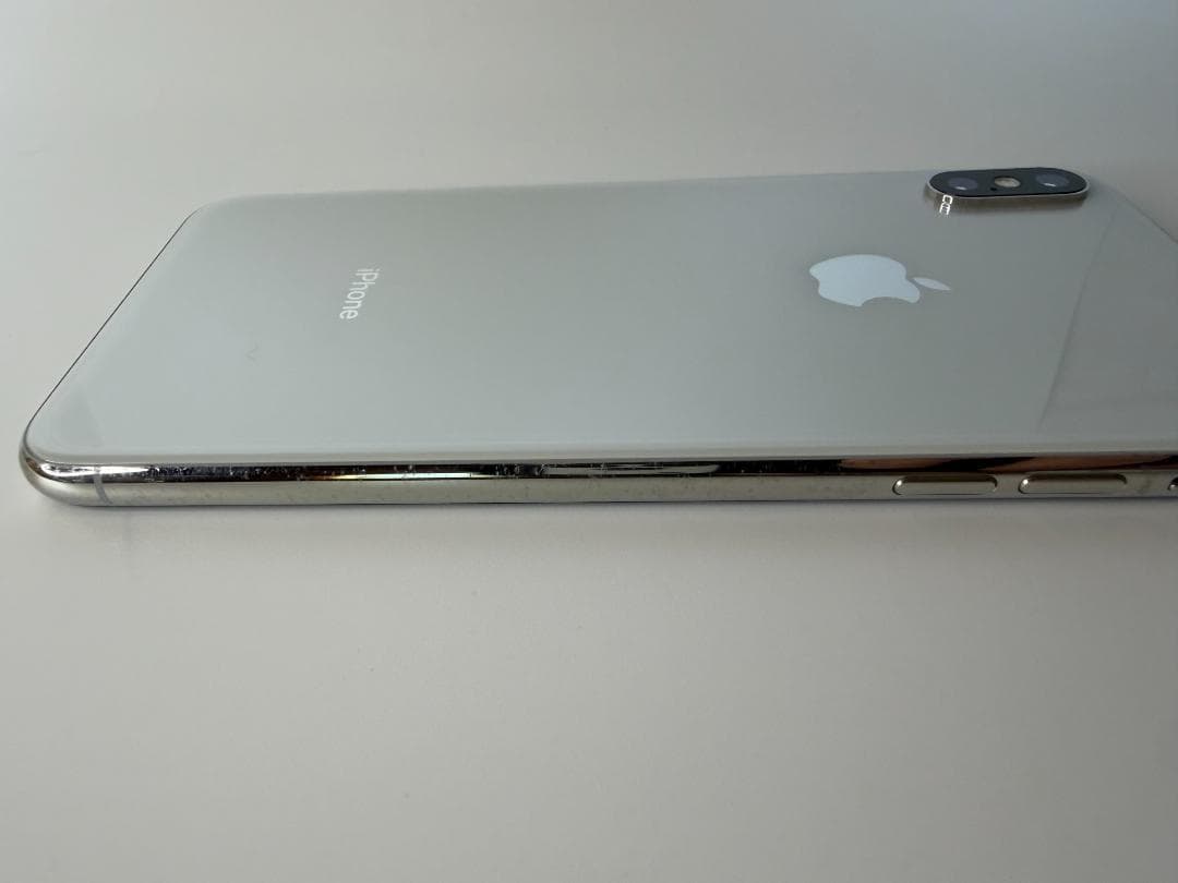 Apple iPhone Xs Max シルバー 64GB　[simフリー]
