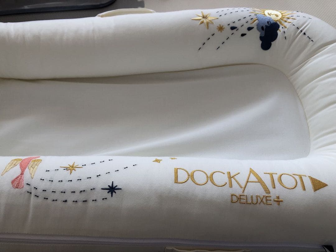 DockATot (ドッカトット) Deluxe+