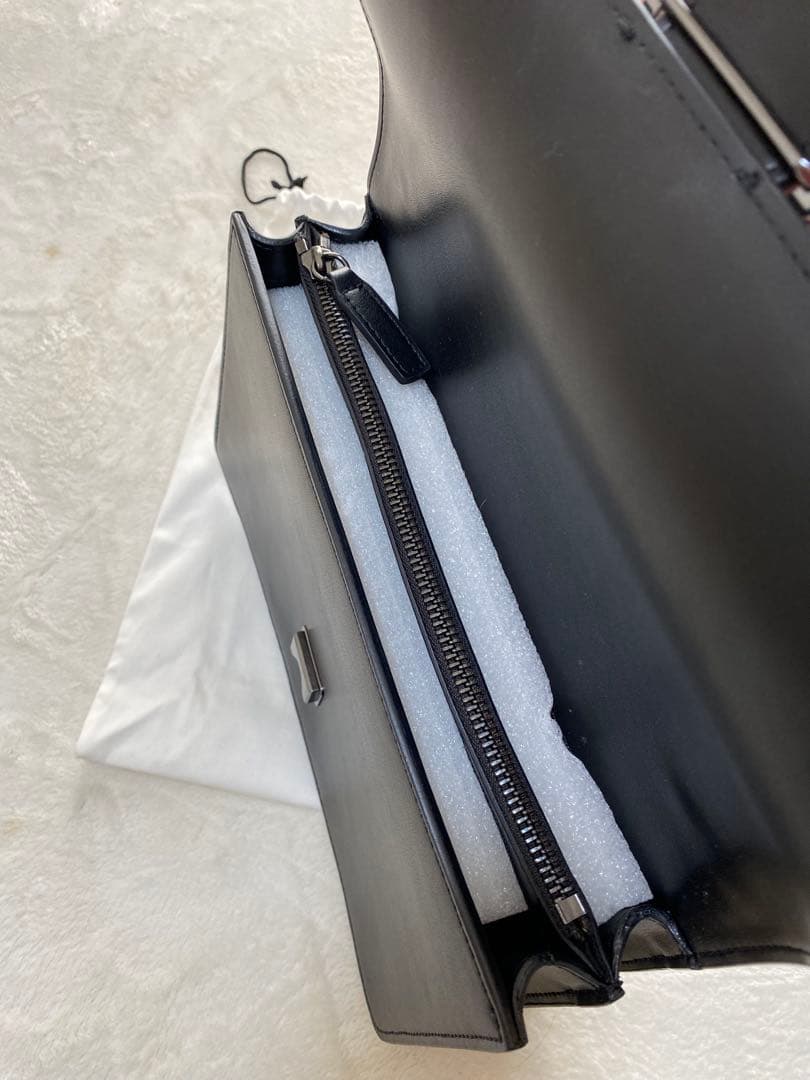 SALE【新品未使用】PINKO ピンコ ♡LOVE BAG♡ クラッチBAG