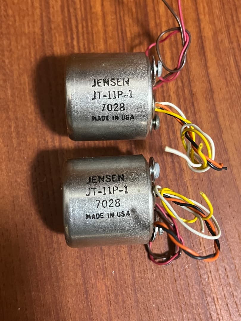  JT-11P-1 ; 2個 ; ライントランス