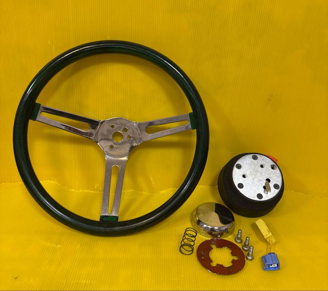 カリフォルニアメタルフレークグリーンステアリングホイール、グラントハンドル