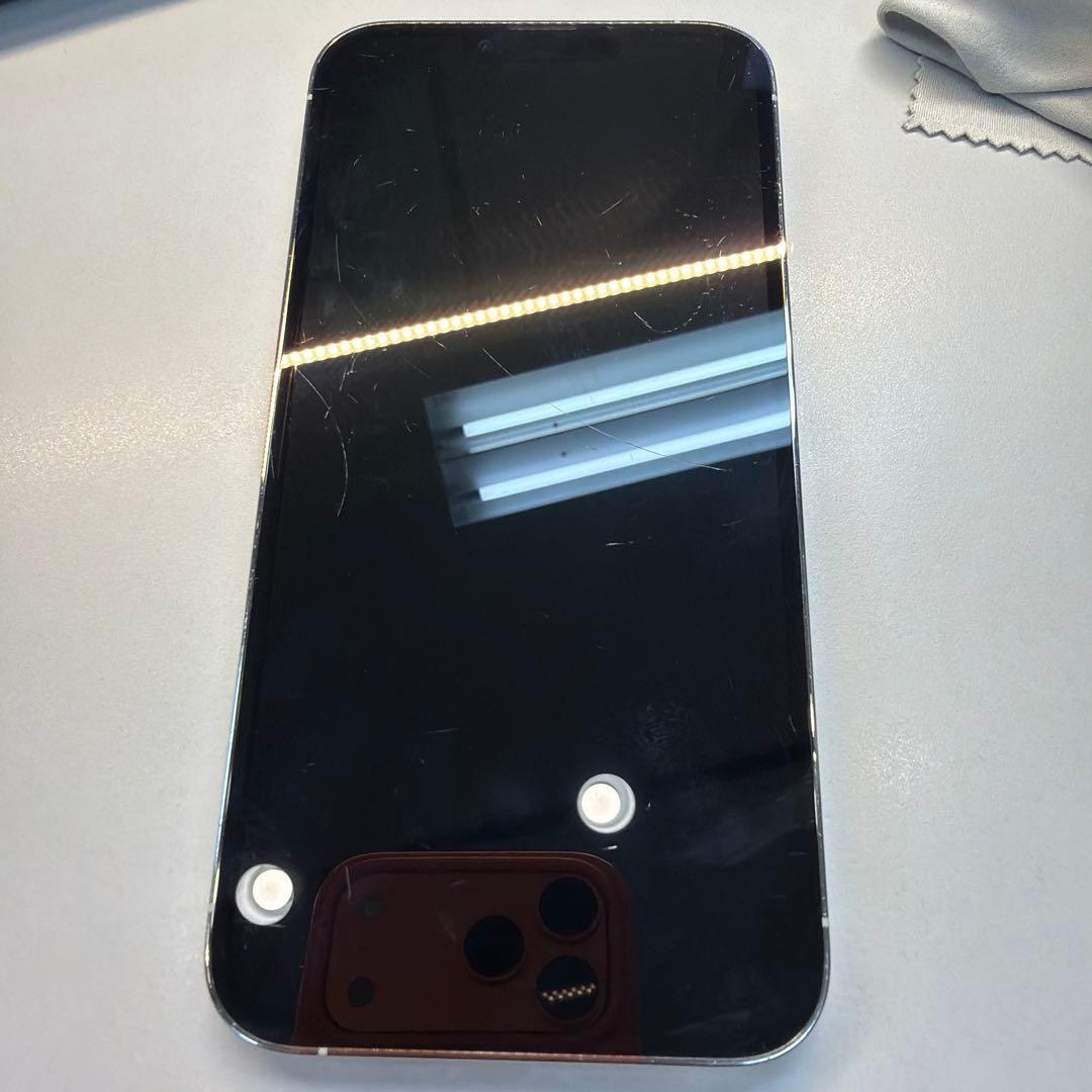 訳あり iPhone 13 Pro Max 128GB 96% 背面割れ