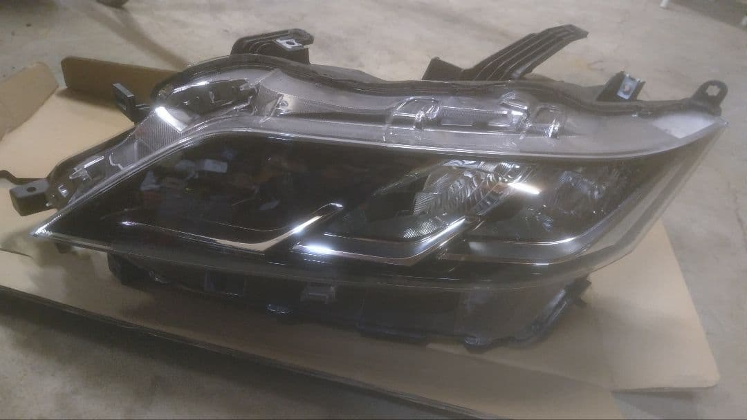 c27セレナ 後期 左 ledヘッドライト