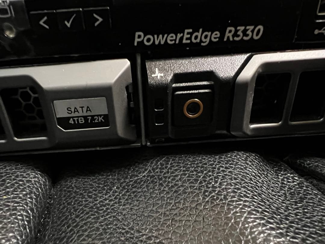 サーバー DELL PowerEdge R330 32GB 12TB