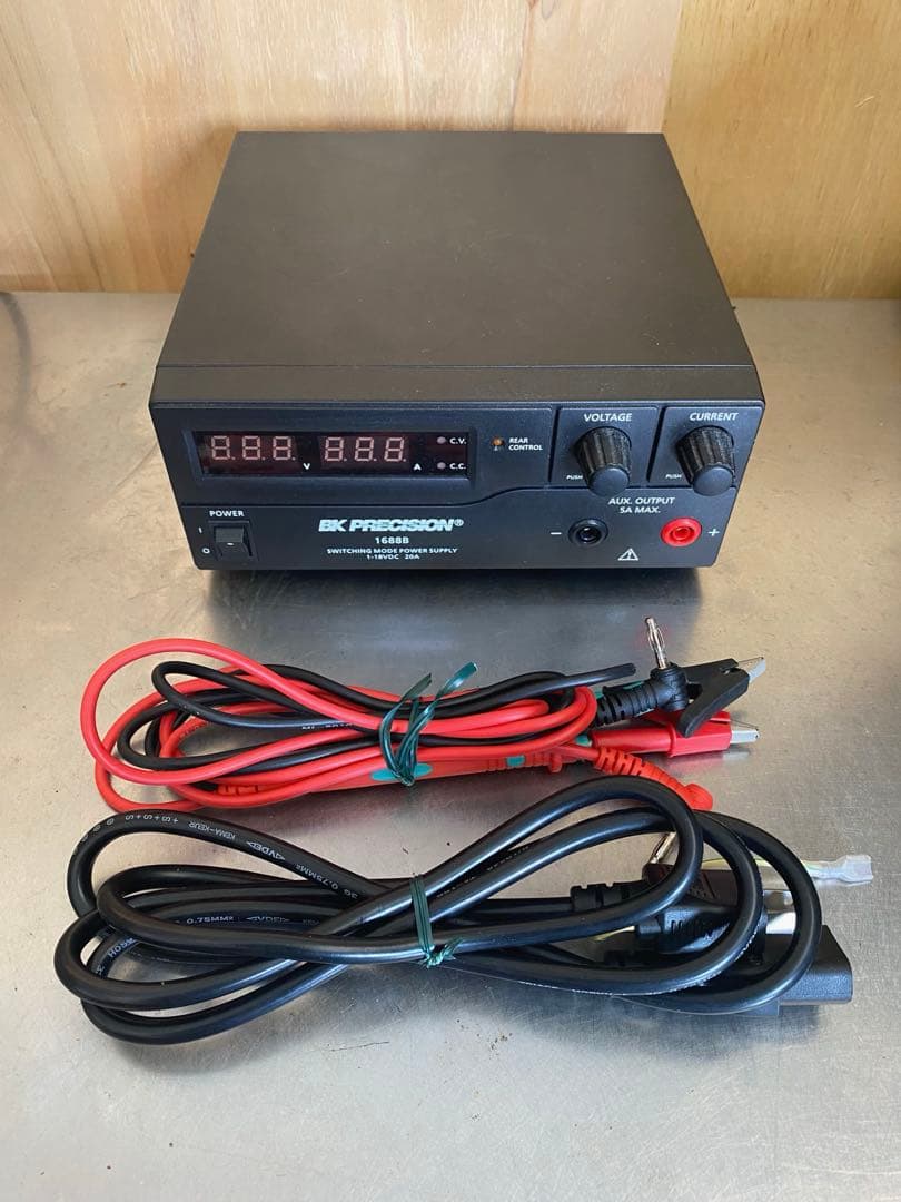 BK Precision 1688B スイッチング DC 電源、18V/20A