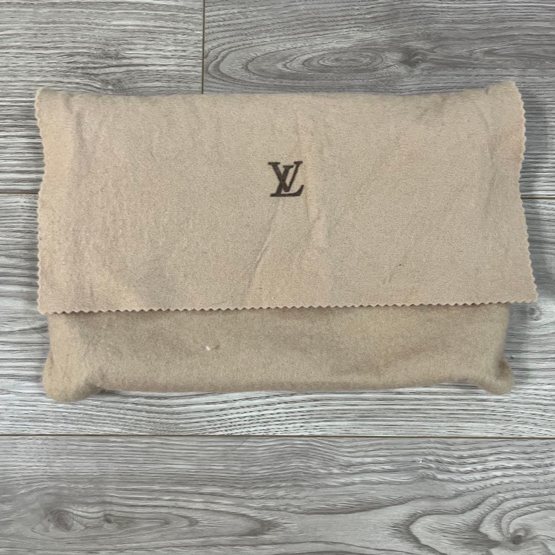 ルイヴィトン　エピレザー クラッチバッグ