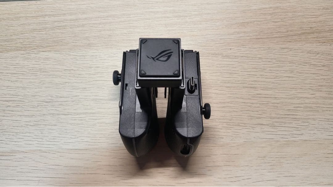 ROG TESSENモバイルコントローラー／スマホ用折りたたみ式／美品