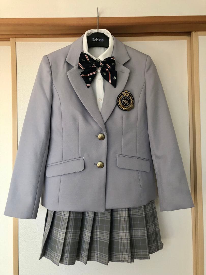 2024 卒服　レピピアルマリオ 150