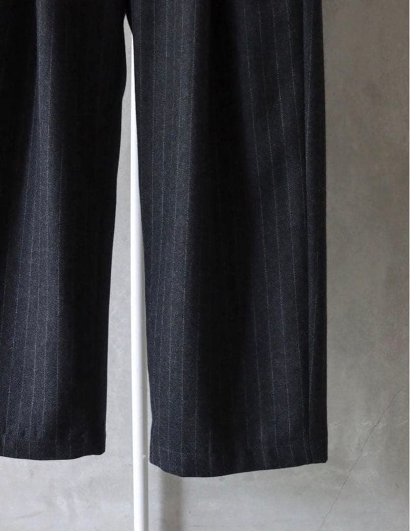 UNIVERSAL PRODUCTS / ウールパンツ ストライプ　2