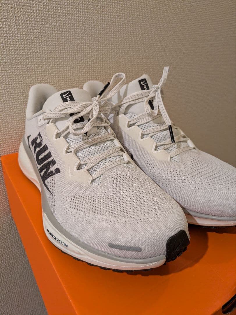 美品NIKE 26.5センチ エアズームペガサス41