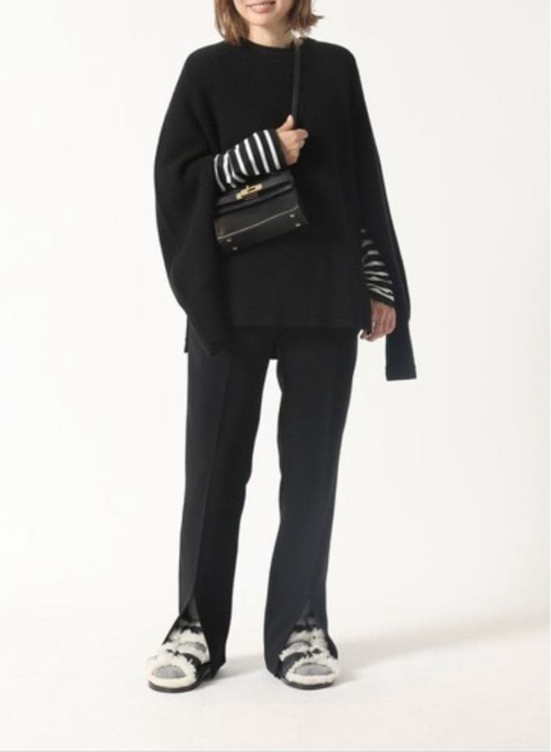 新品未使用タグ付★ 【CINOH/チノ 】 SLIT BLACK パンツ