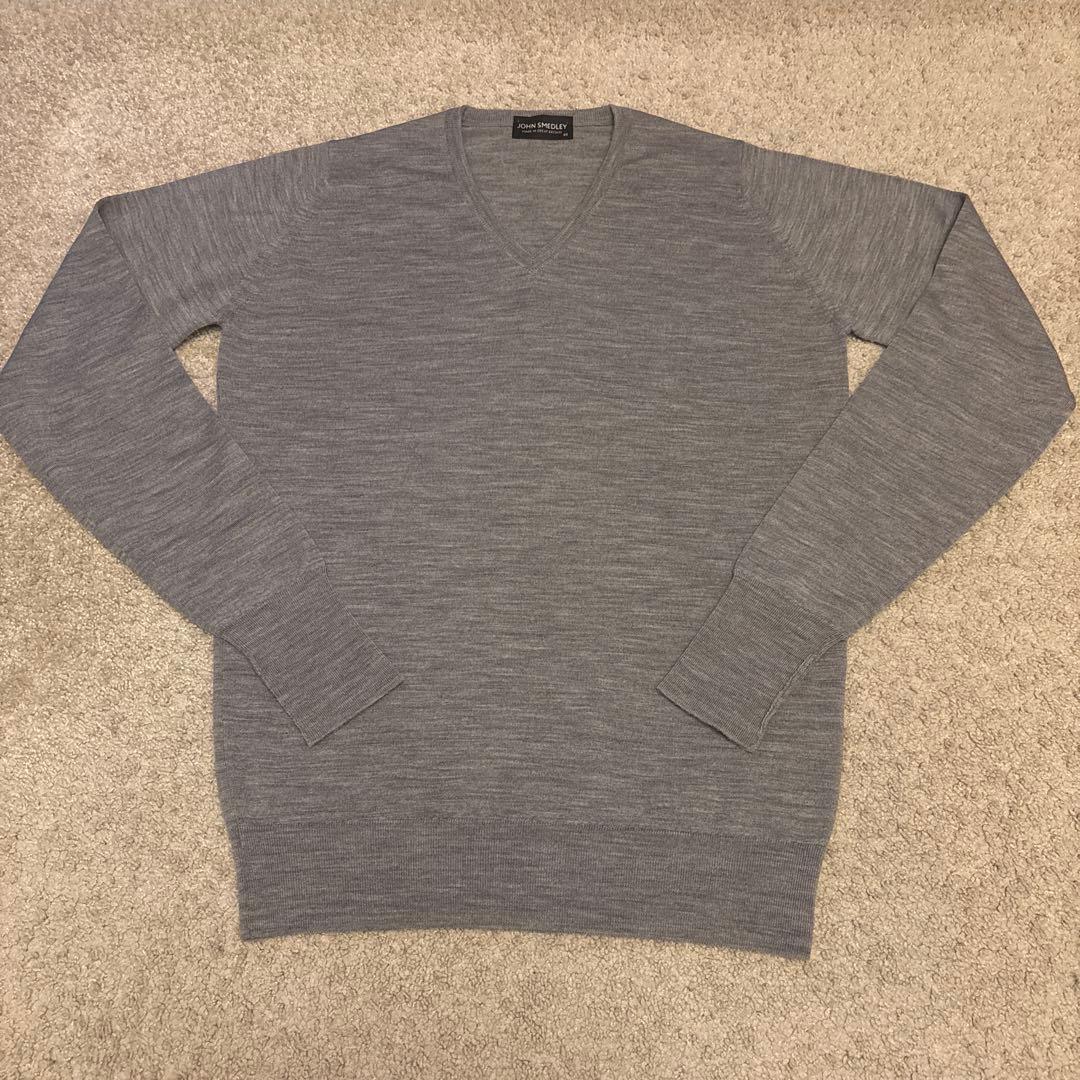 JOHN SMEDLEY ジョンスメドレー　グレー Vネックセーター （美品）