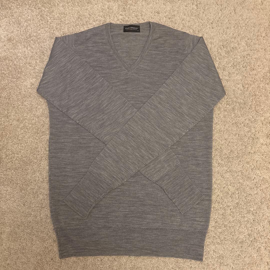 JOHN SMEDLEY ジョンスメドレー　グレー Vネックセーター （美品）