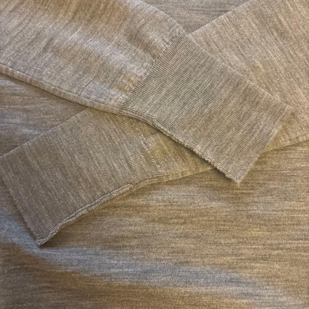 JOHN SMEDLEY ジョンスメドレー　グレー Vネックセーター （美品）