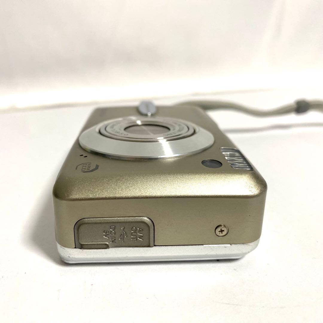 FUJIFILM フジフィルム FinePix F30 デジタルカメラ