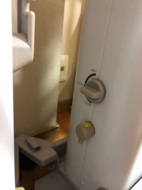 エステcpサロン美顔器タキガワ その他機材一式引き取り限定