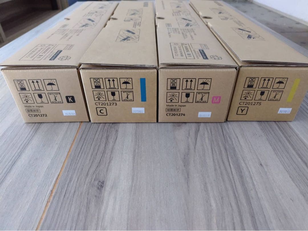 富士フイルム　トナーカートリッジ4セット　2019年〜2023年製