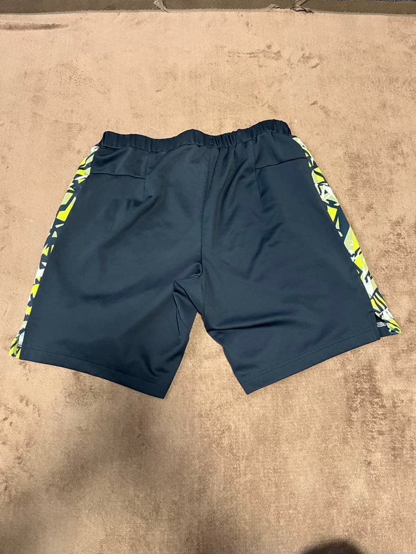 【年末年始セール】YONEX ハーフパンツ L