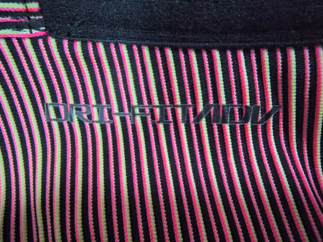 Nike エアロスイフト　ハーフタイツ　ピンク Mサイズ