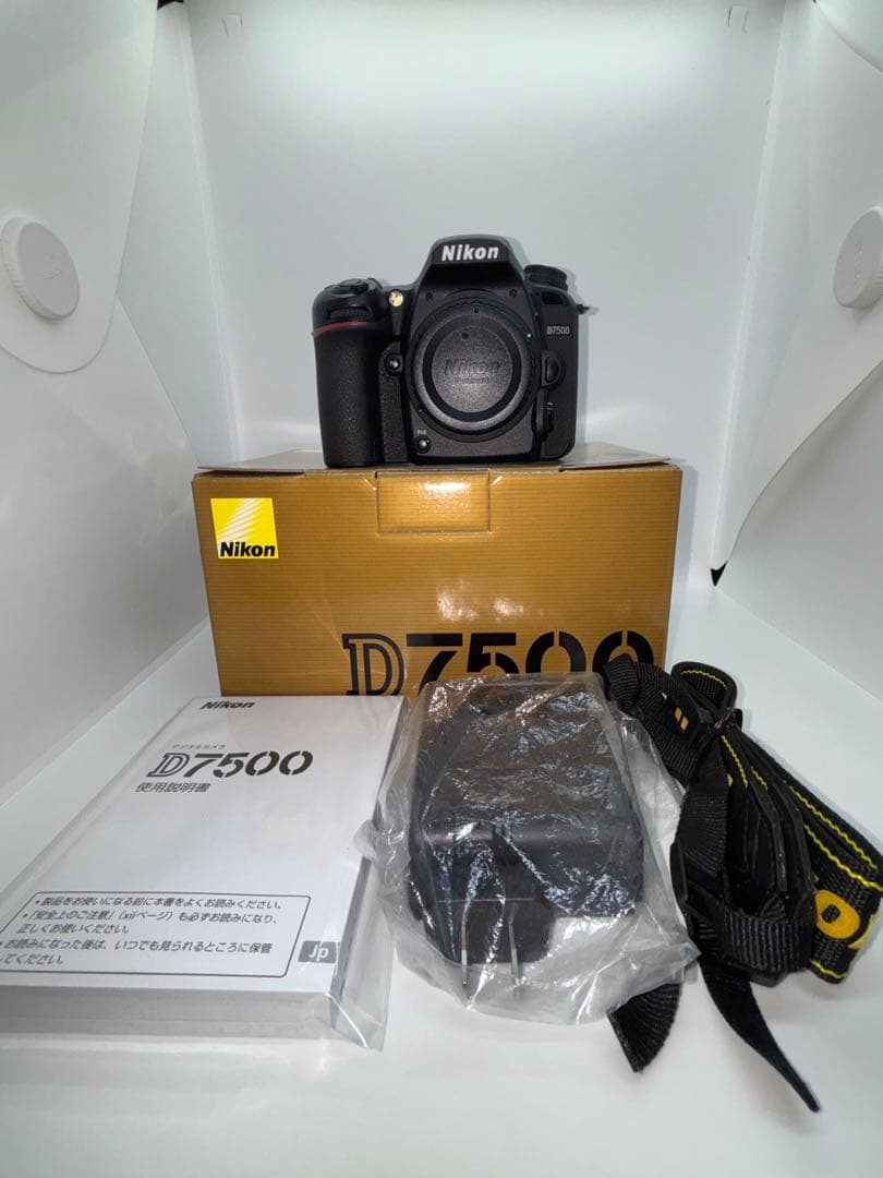 ニコン　D7500