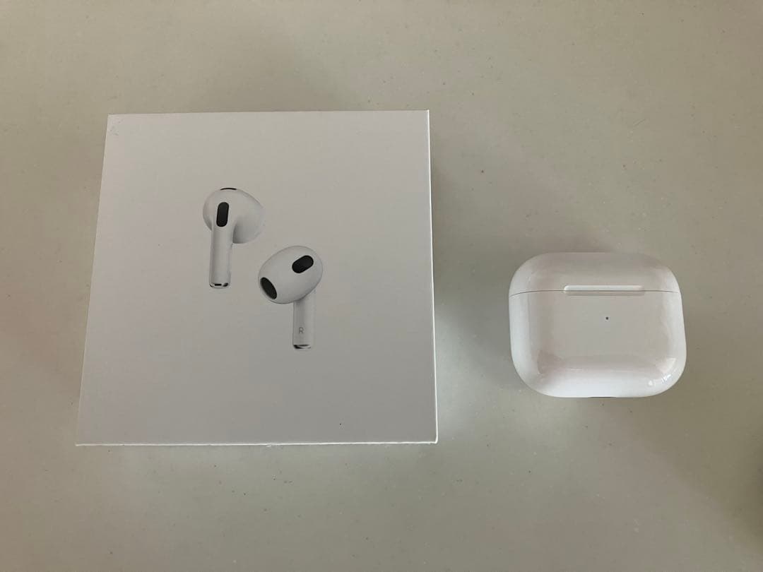 Apple AirPods 第三世代