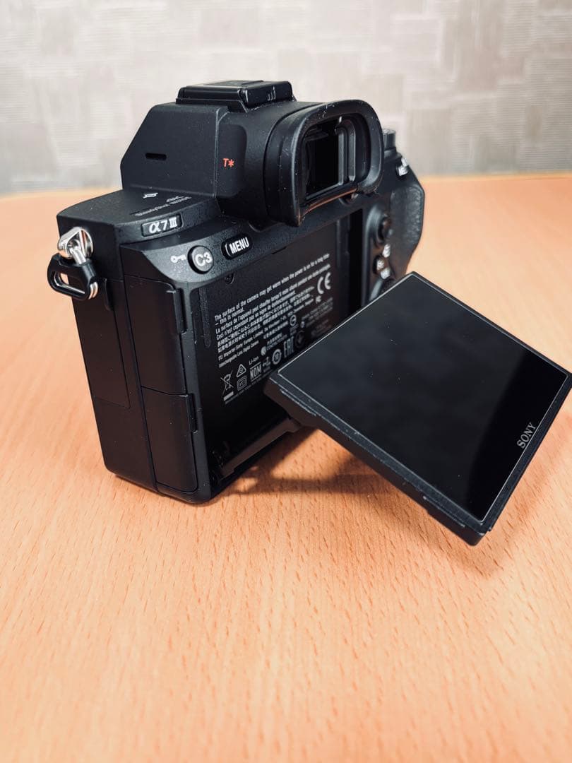 【美品】ショット数7647＿SONY a7III／ボディ本体 ILCE-7M3