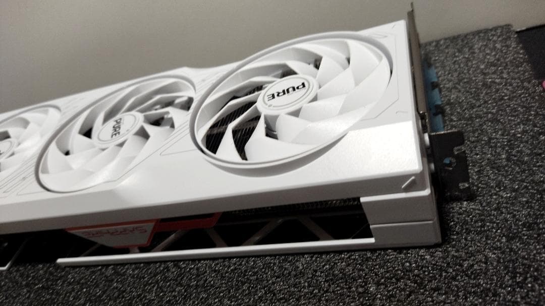 グラフィックボード・グラボ・ビデオカード SAPPHIRE PURE Radeon RX 7800 XT OC 16GB