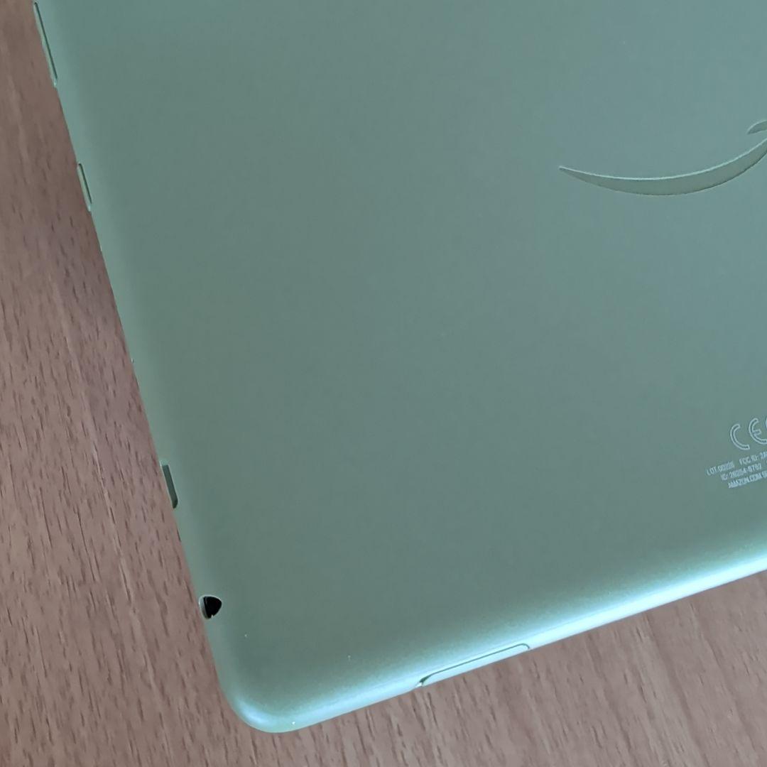 Amazon Fire HD 10 （第11世代）オリーブ