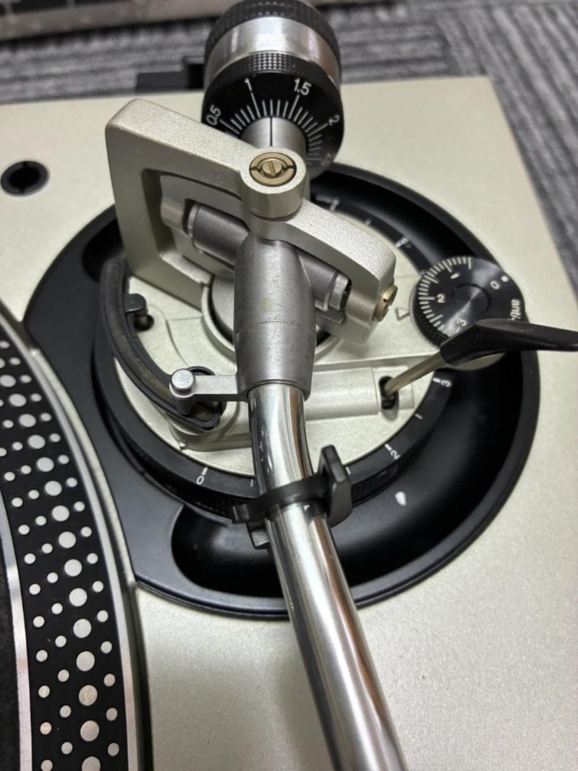 【通電確認済・送料込】ターンテーブル　Technics　SL-1200MK3DS