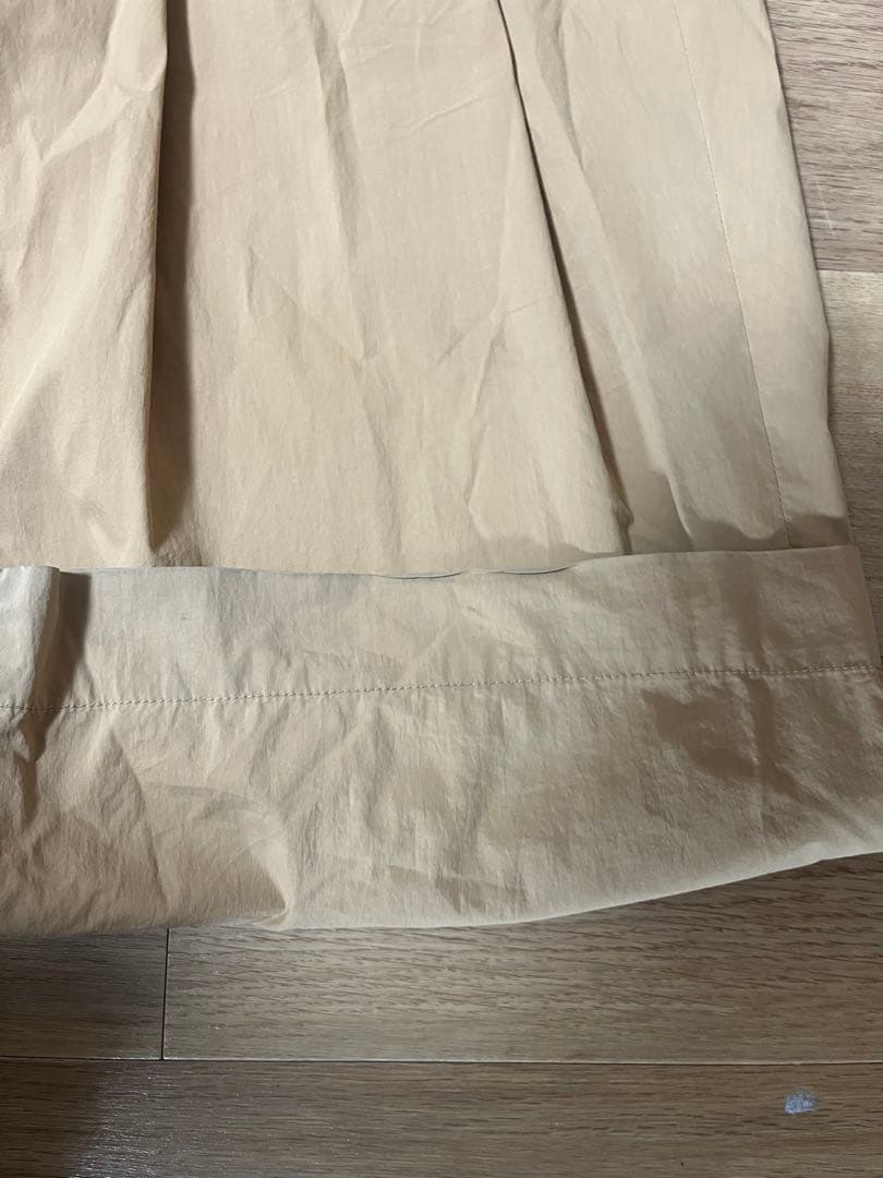 シンヤコズカ　ワイドパンツ　ベージュ