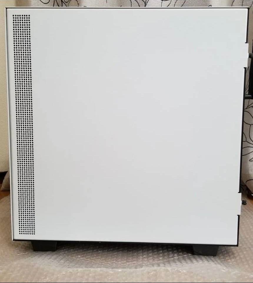 Ryzen5 5600X メモリ32GB RTX2080Ti高性能ゲーミングPC