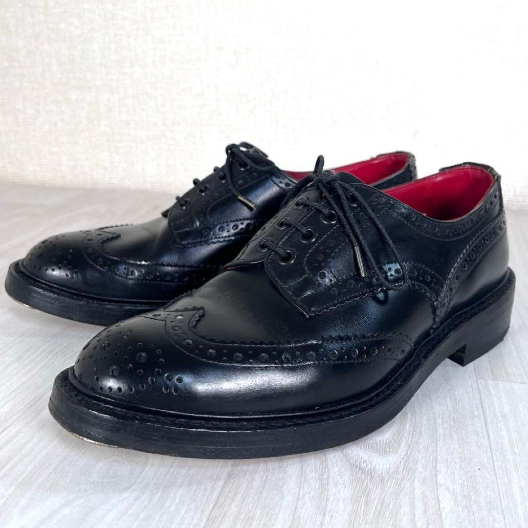 【美品】トリッカーズ　バートン 革靴　ウィングチップ　8.5　UR別注モデル