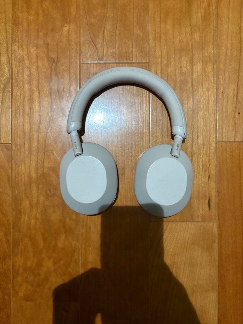 WH-1000XM5プラチナシルバー 純正ケース付き