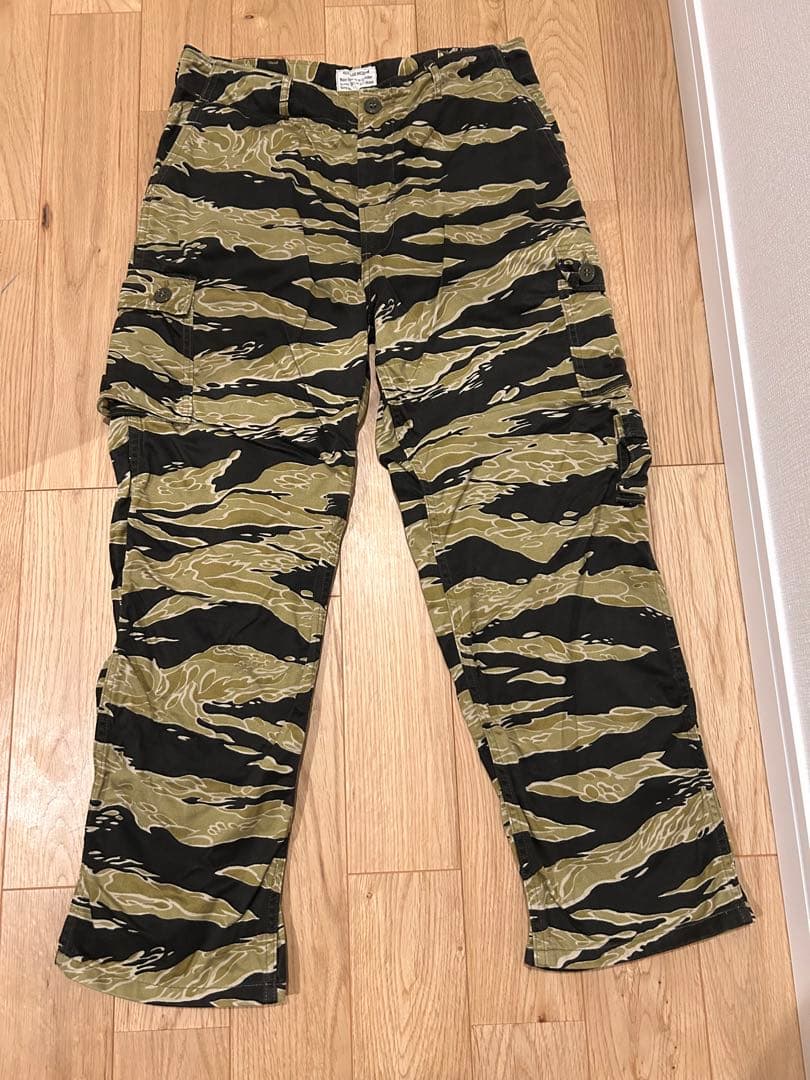 美品　リアルマッコイズ　タイガーカモ　カーゴ