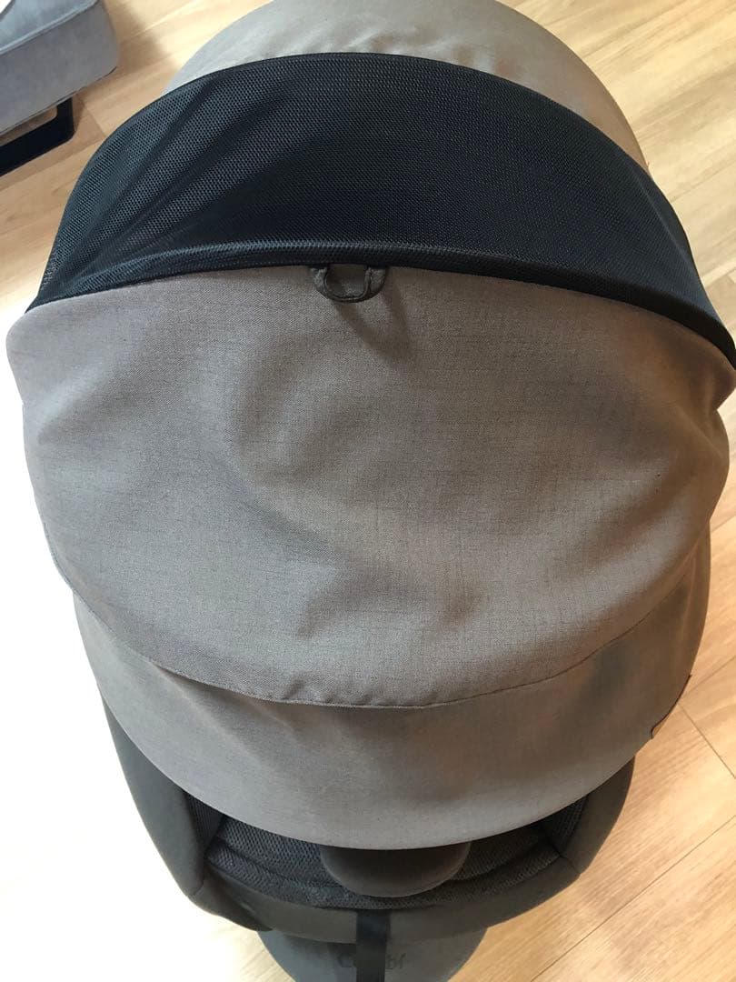 【値下】おまけ有！コンビ　チャイルドシート　ザエス　エッグショック　ISOFIX