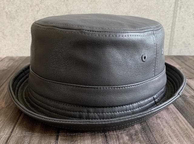 ブラックとブラウン　2点おまとめ