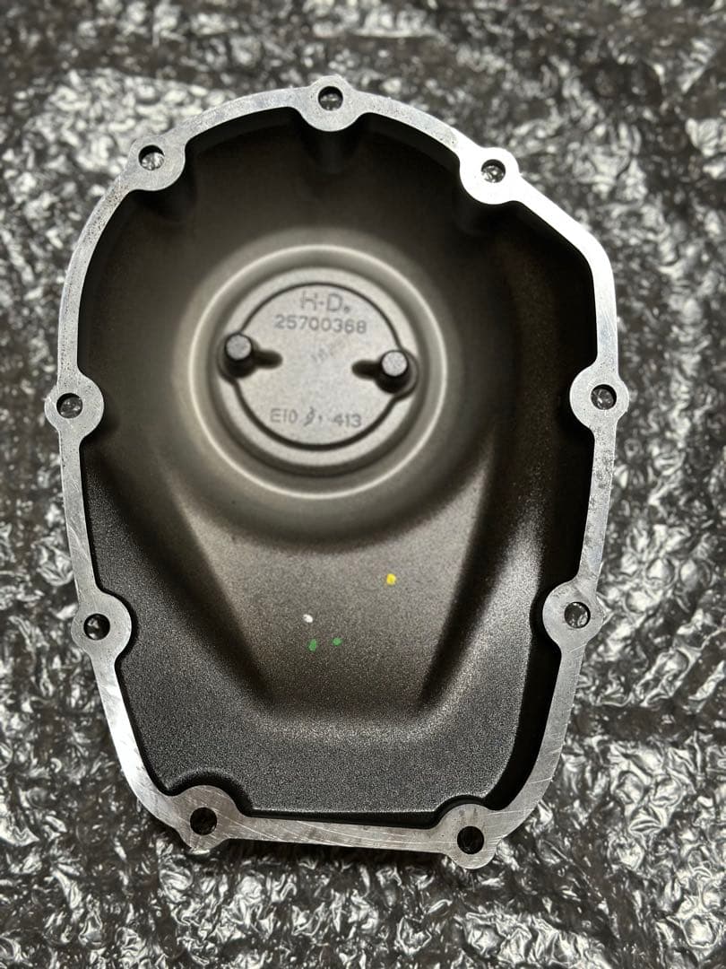 ハーレー　ソフテイル　M8 カムカバー　25700368