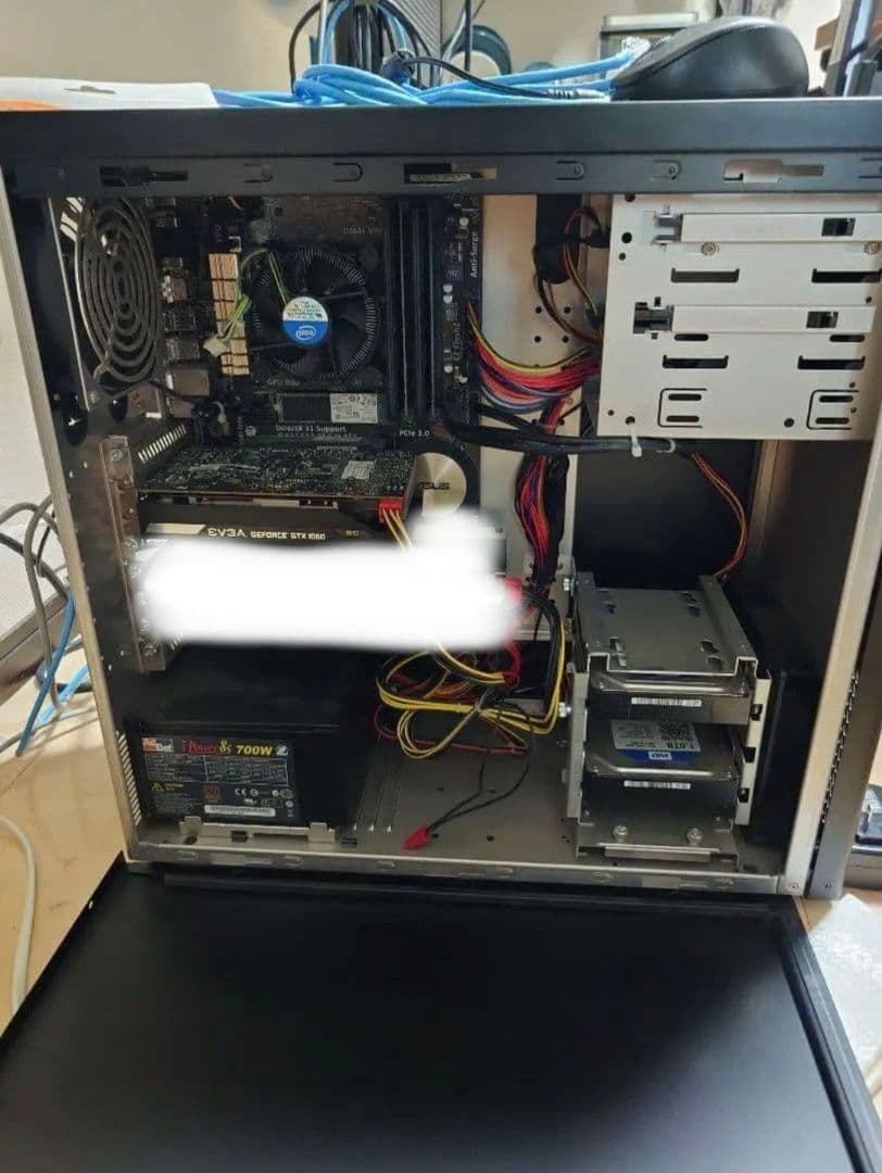 ASUS製マザーボード ミドルタワーPC 700W