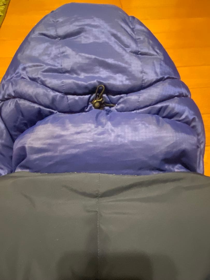 週末限定　希少なXSサイズ　パタゴニア ダウンパーカ　ダークブルー　フィッツロイ