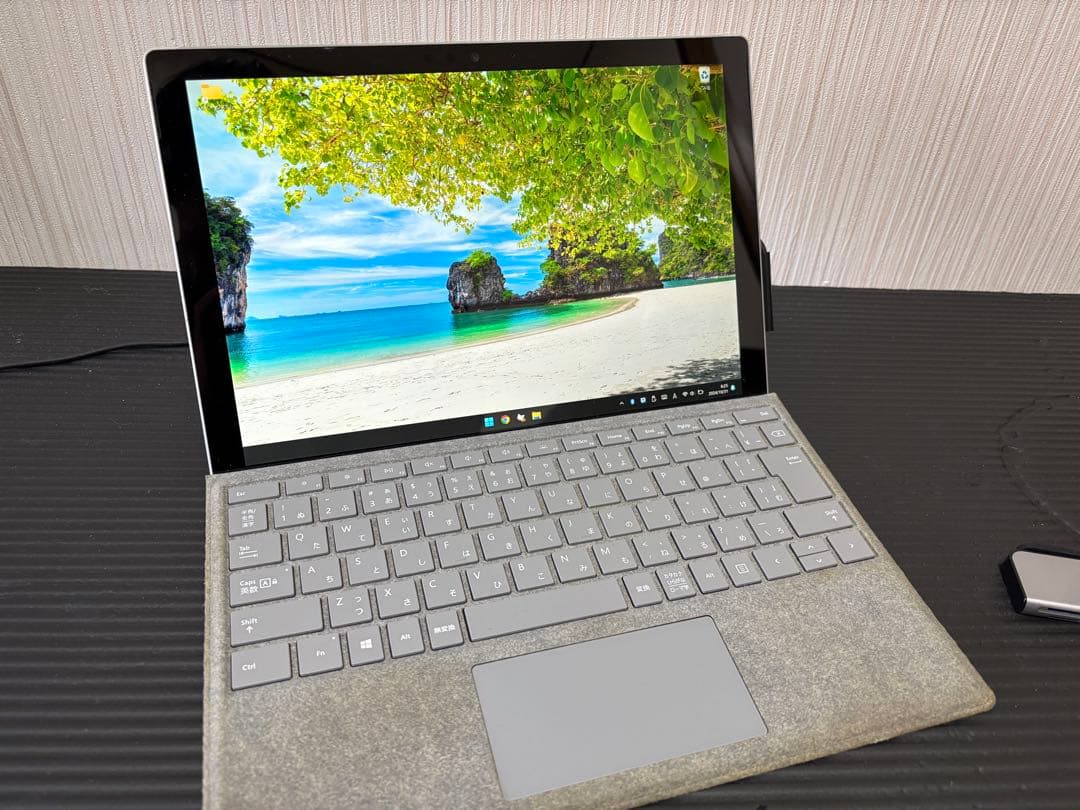 Microsoft Surface Pro 6 本体