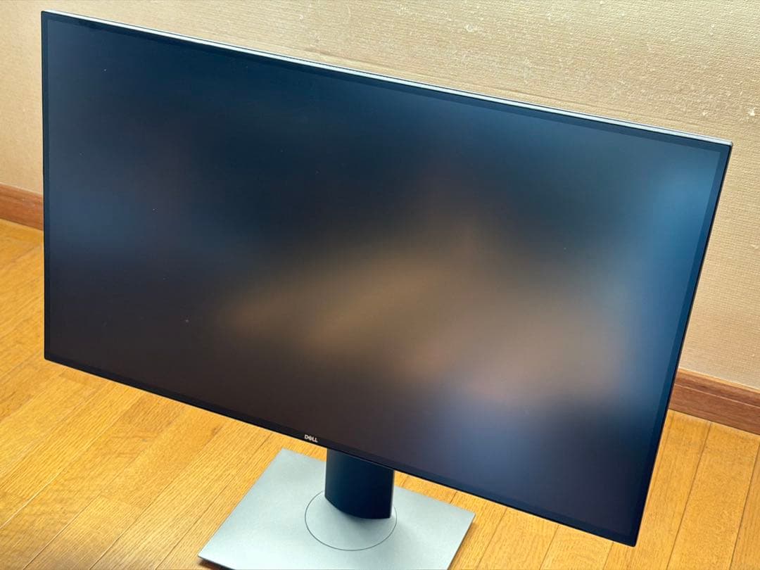 DELL U2720QM 27インチ 4Kモニター