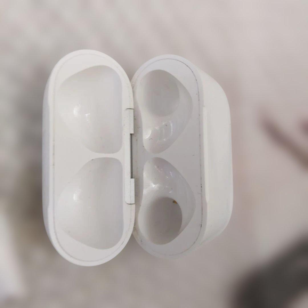 イヤホン airpods