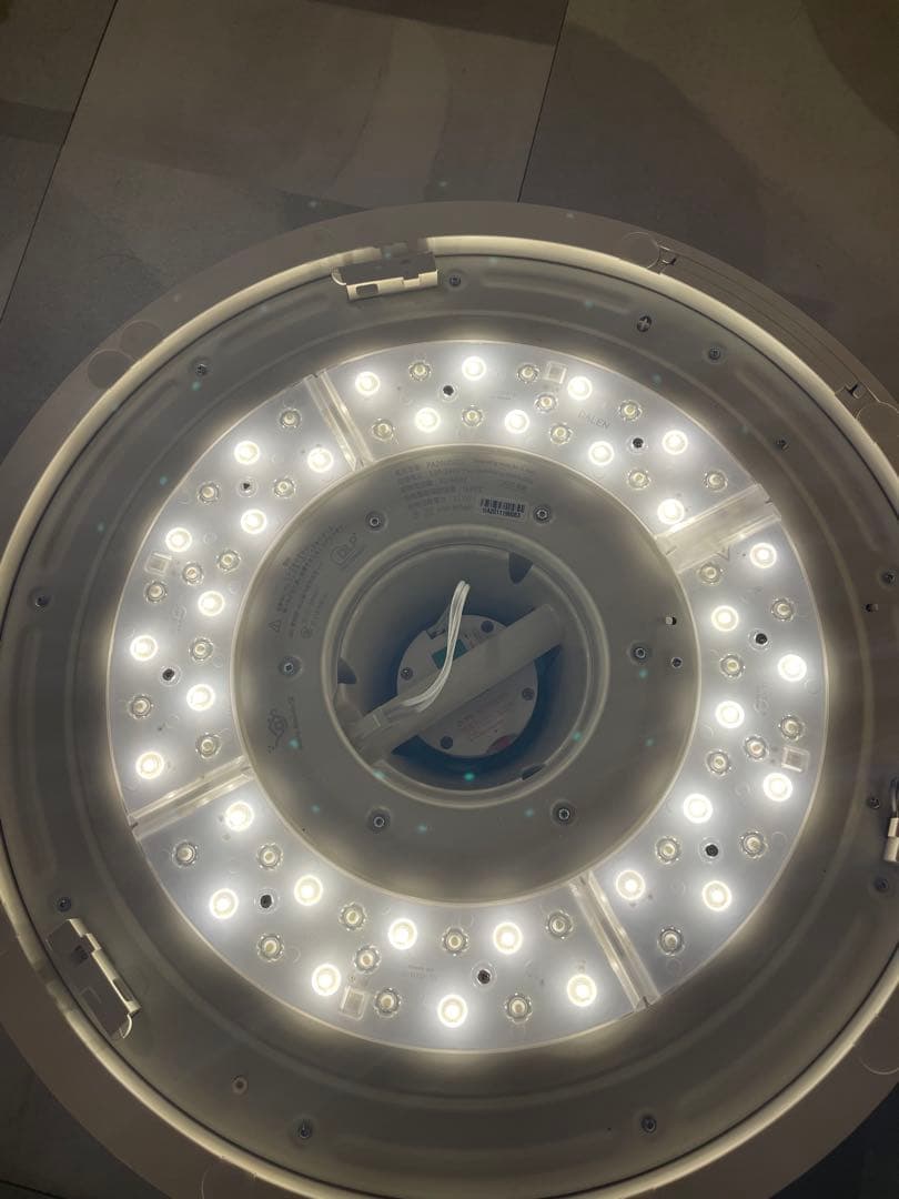 popIn Aladdin SEプロジェクター本体