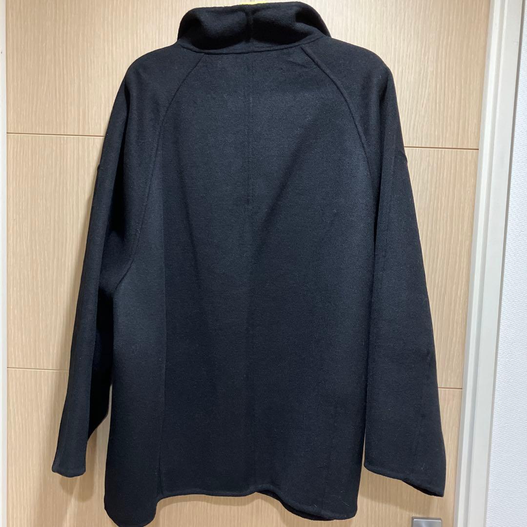 sasaki様　　新品未使用　CHAROL 黒 ハーフコートマフラー付