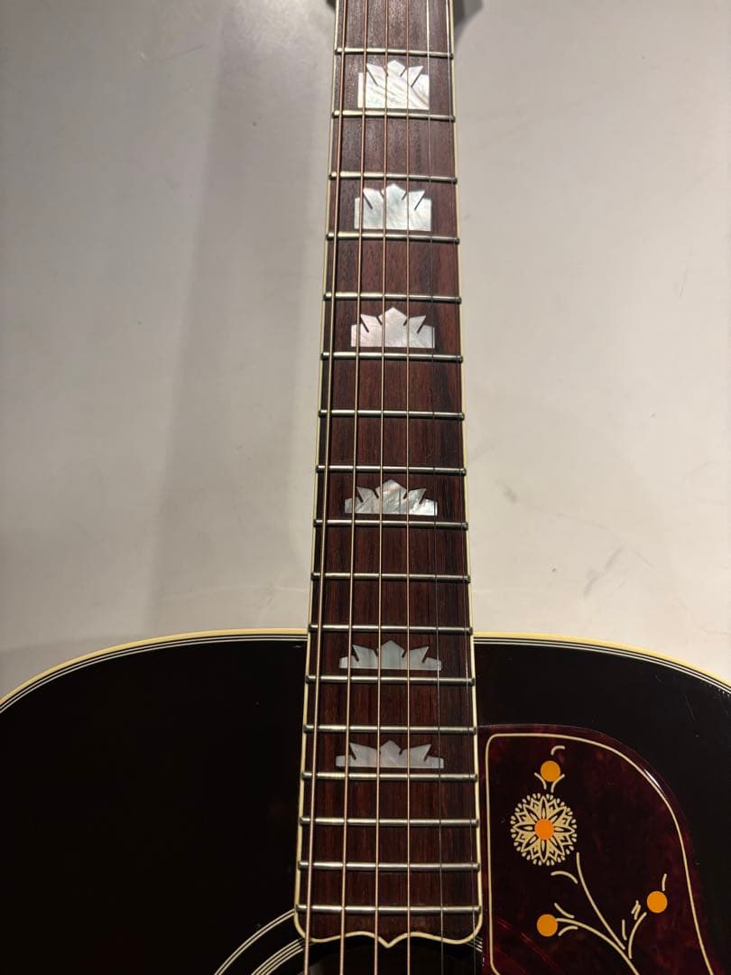 ぺぺ Gibson SJ-200 2015