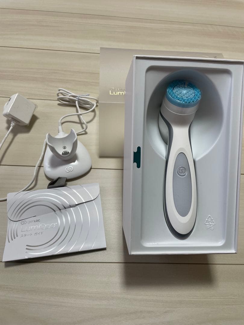 ニュースキンルミスパ 美顔器本体 充電器・説明書付き