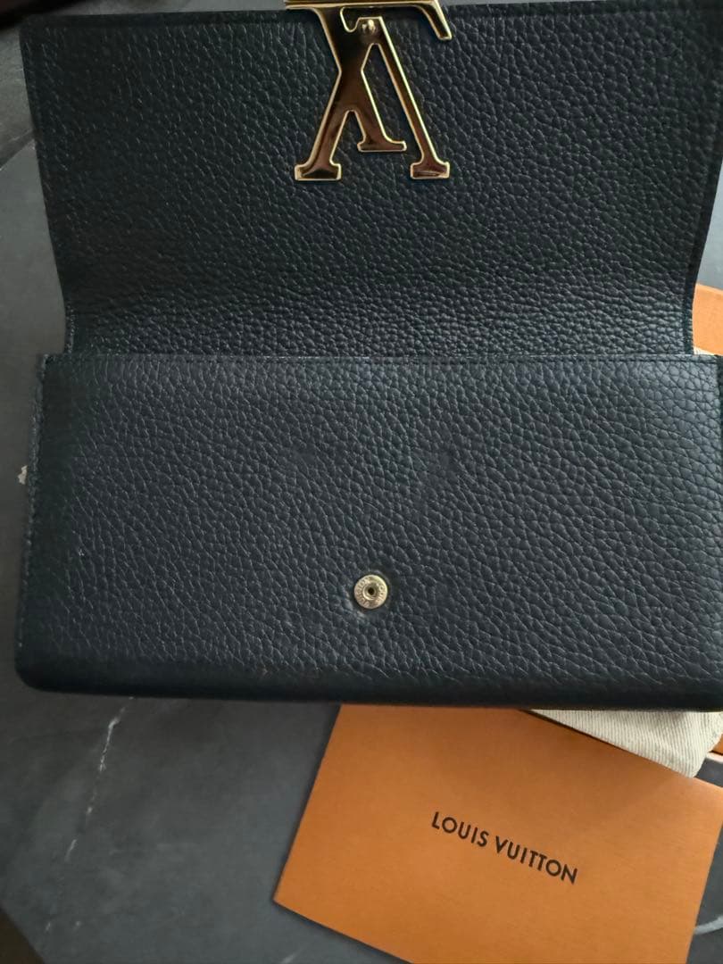 ヴィトン トリヨン ポルトフォイユカプシーヌ ノワール ロングウォレット