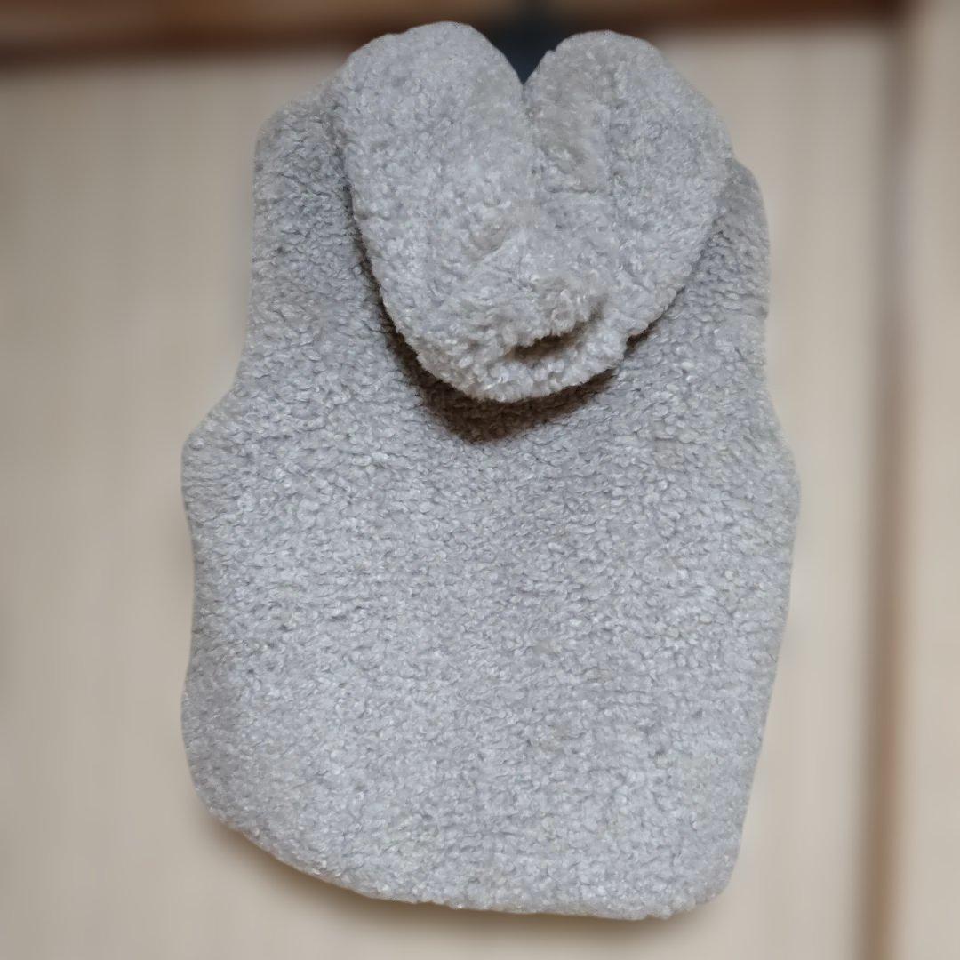 Jinesボア フード付きベスト ベージュ　新品未使用、定価21.780円